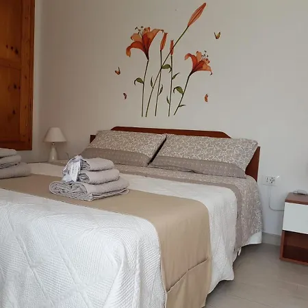 Vacanze La Maddalena Apartment *
